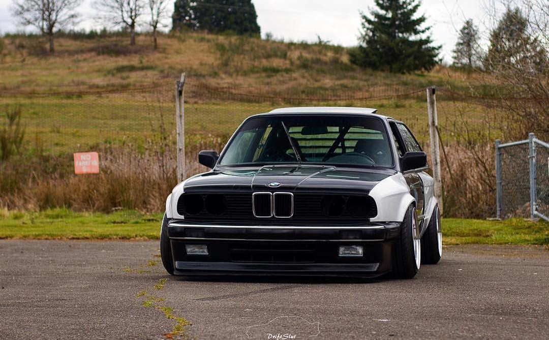 Widebody E30